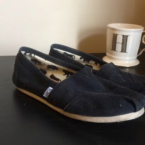 TOMS